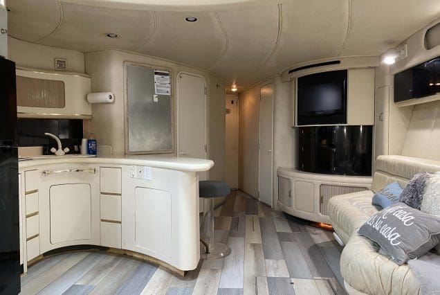 70ft Sea Ray Outrage Miami guest cabin with refined design and comfortable sleeping space