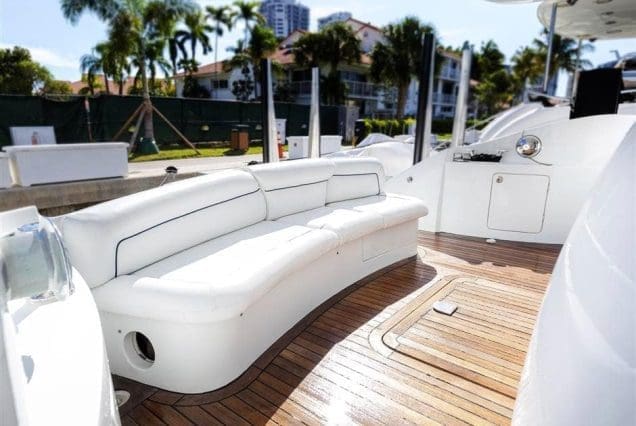 Warrior 65ft Aicon Miami smooth boarding access to all entertainment areas with comfortable seating area