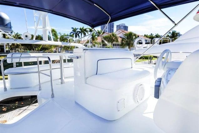 Warrior 65ft Aicon Miami panoramic flybridge offering stunning ocean and skyline views