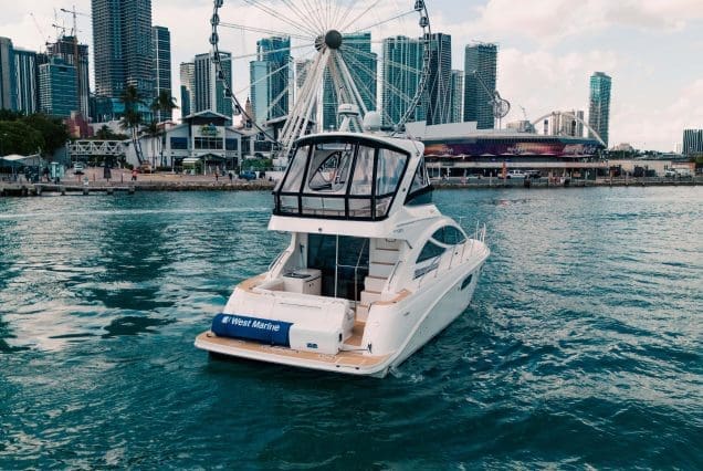 SAIL LA VIE 50ft Sea Ray Miami swim platform with easy access to the water