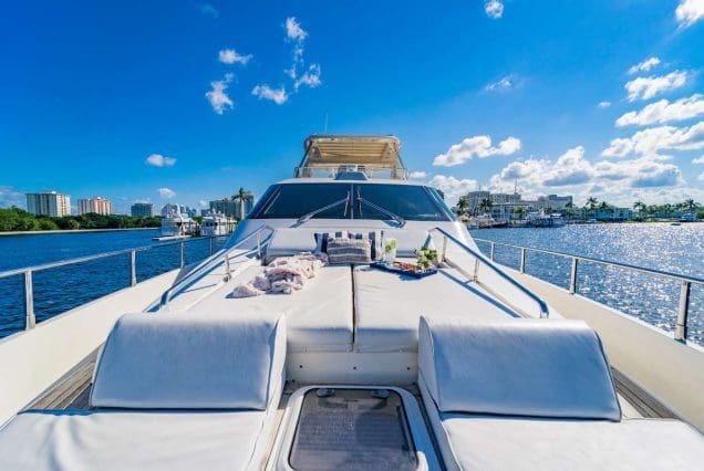 80FT Aicon THERAPY Miami bow lounge area with breathtaking waterfront and skyline views