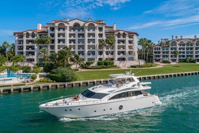80FT Aicon THERAPY Miami luxury yacht available for charter