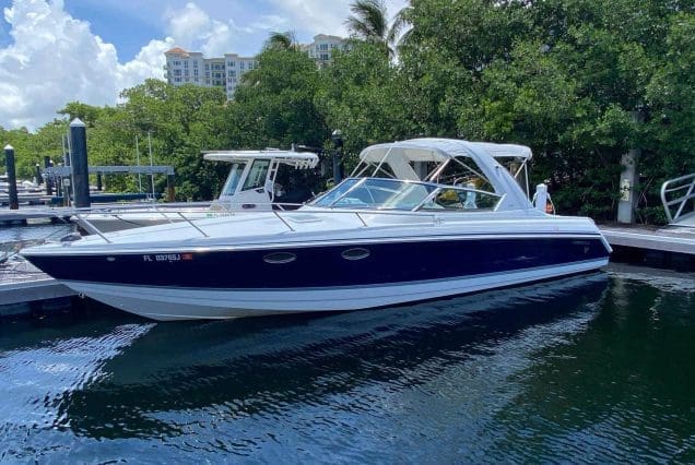 37ft Formula Miami stylish sport cruiser available for charter in Miami