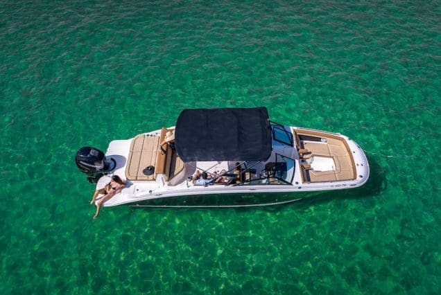 29ft Giant Boat Miami spacious day boat available for charter and waterfront adventures