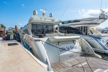 Azimut 62ft LIFE IS GREAT Miami swim platform with easy access to the water